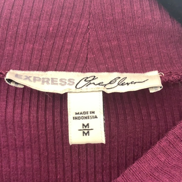 Express One Eleven Top With Cutout - Picture 3 of 5